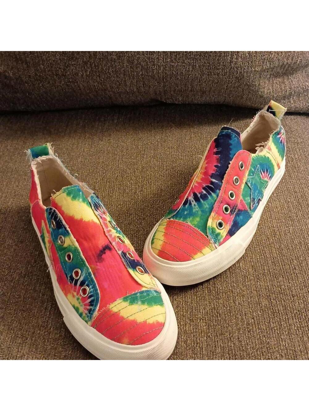 Tie-dye Play Along Sneaker by Gypsy Jazz Size 6.5